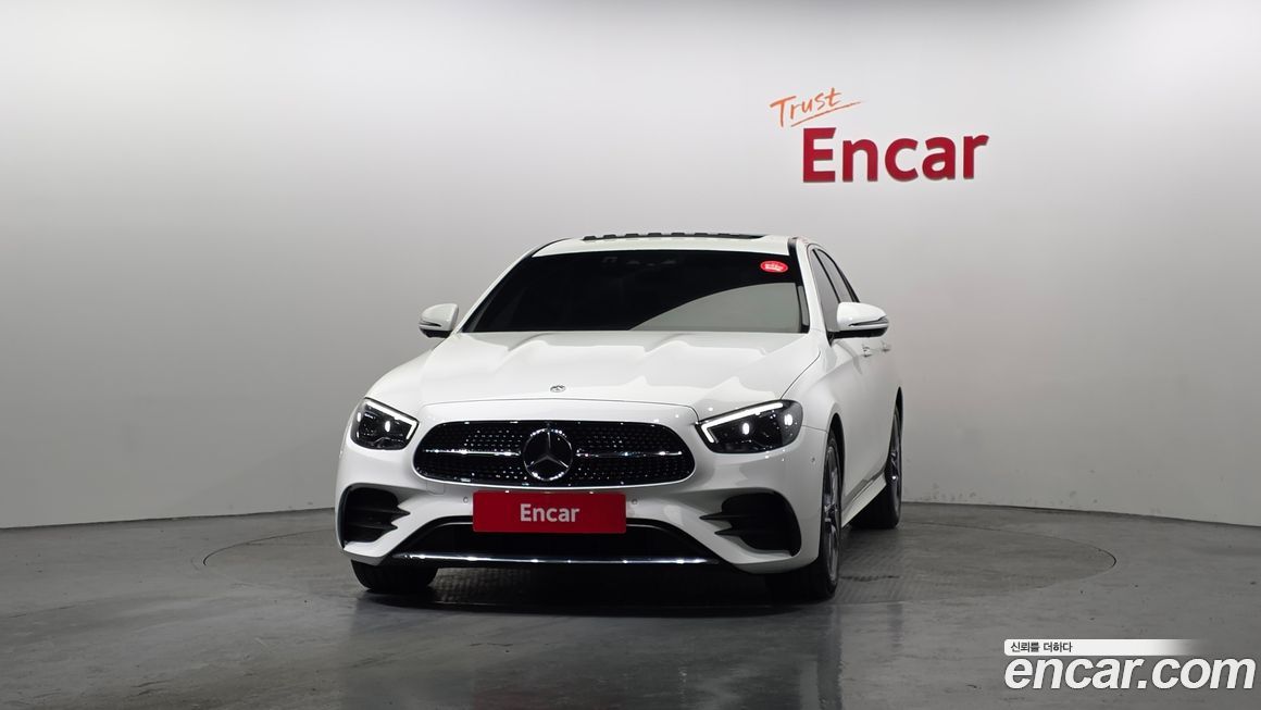 Mercedes-Benz E-Class 2023