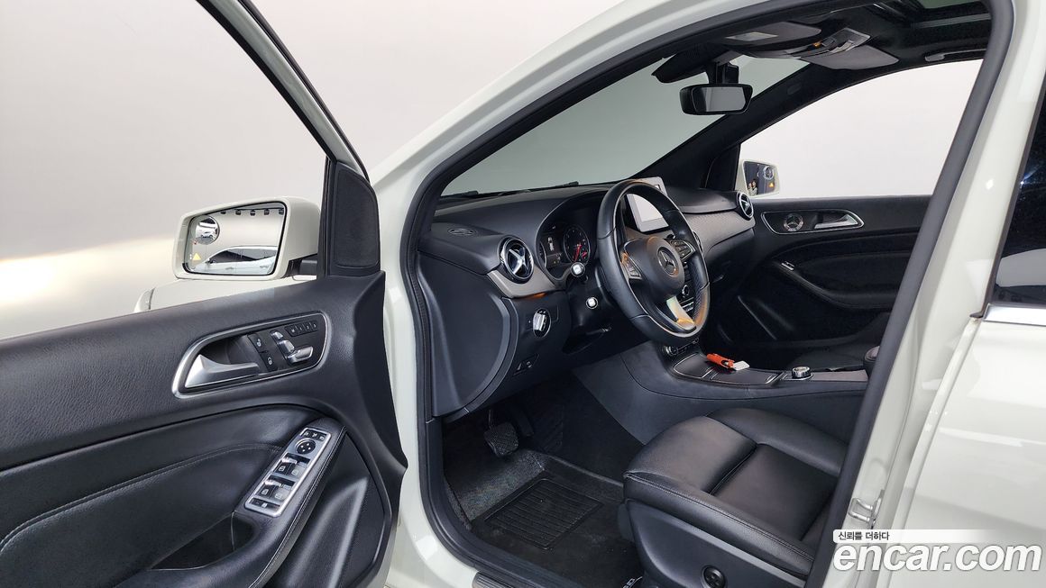 Mercedes-Benz B-Class 2018