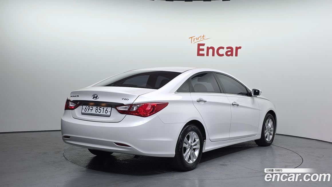 Hyundai Sonata 2010