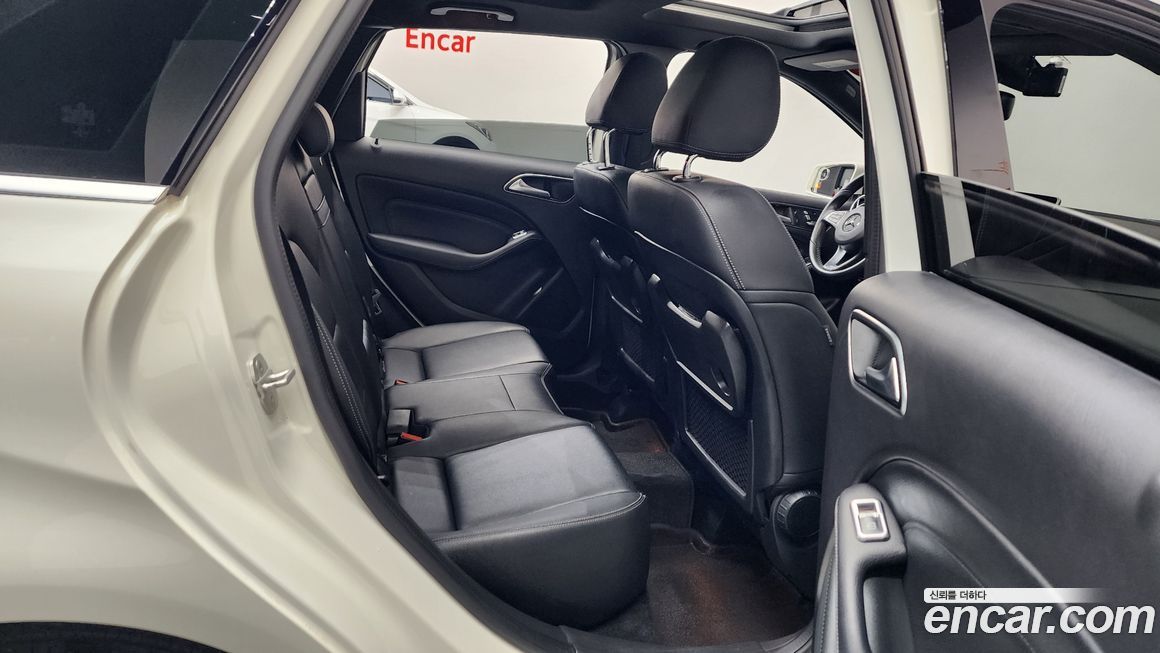 Mercedes-Benz B-Class 2018