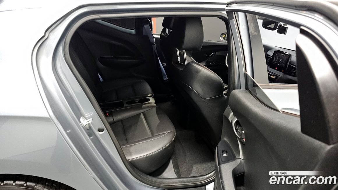 Hyundai Veloster 2020