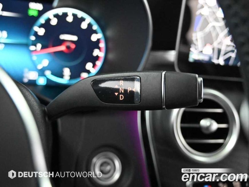 Mercedes-Benz C-Class 2021