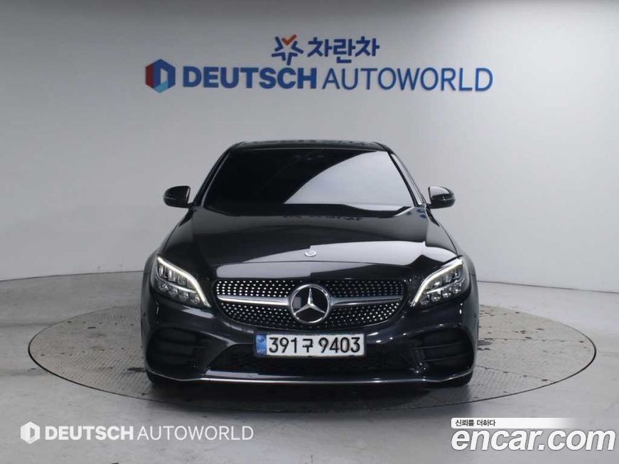 Mercedes-Benz C-Class 2021