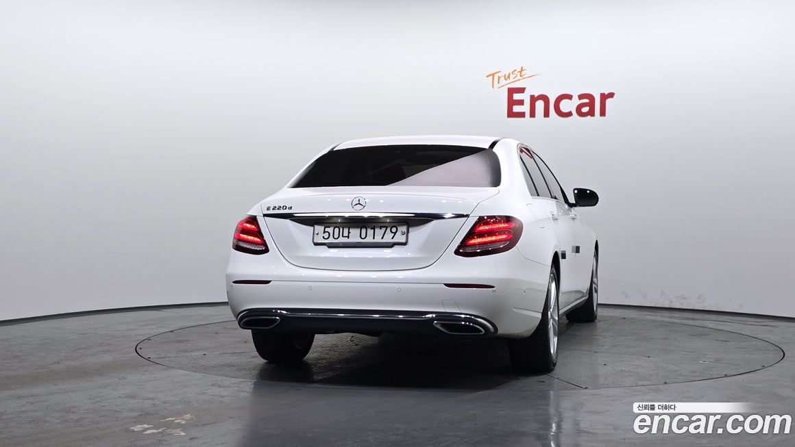 Mercedes-Benz E-Class 2017