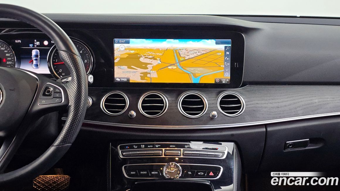 Mercedes-Benz E-Class 2017