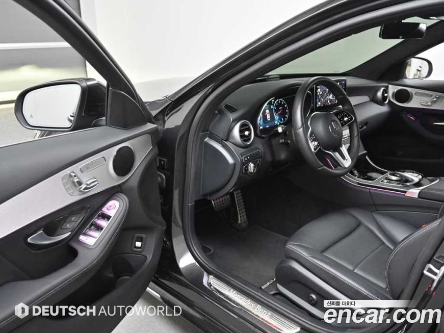 Mercedes-Benz C-Class 2021