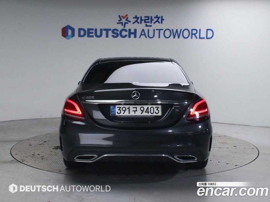 Mercedes-Benz C-Class 2021