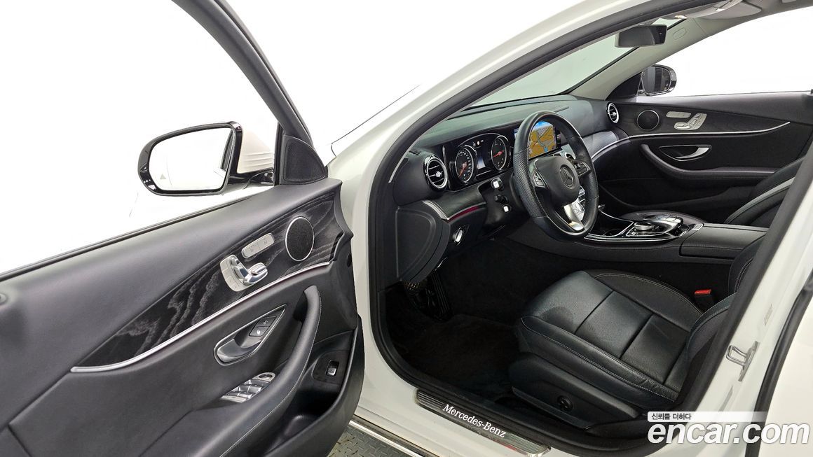 Mercedes-Benz E-Class 2017