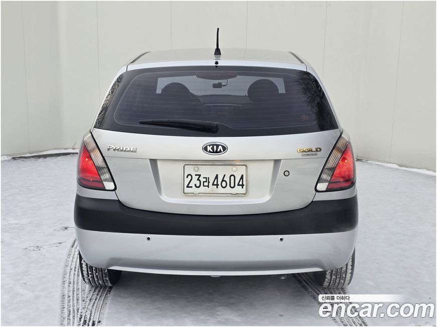 Kia pride 2007