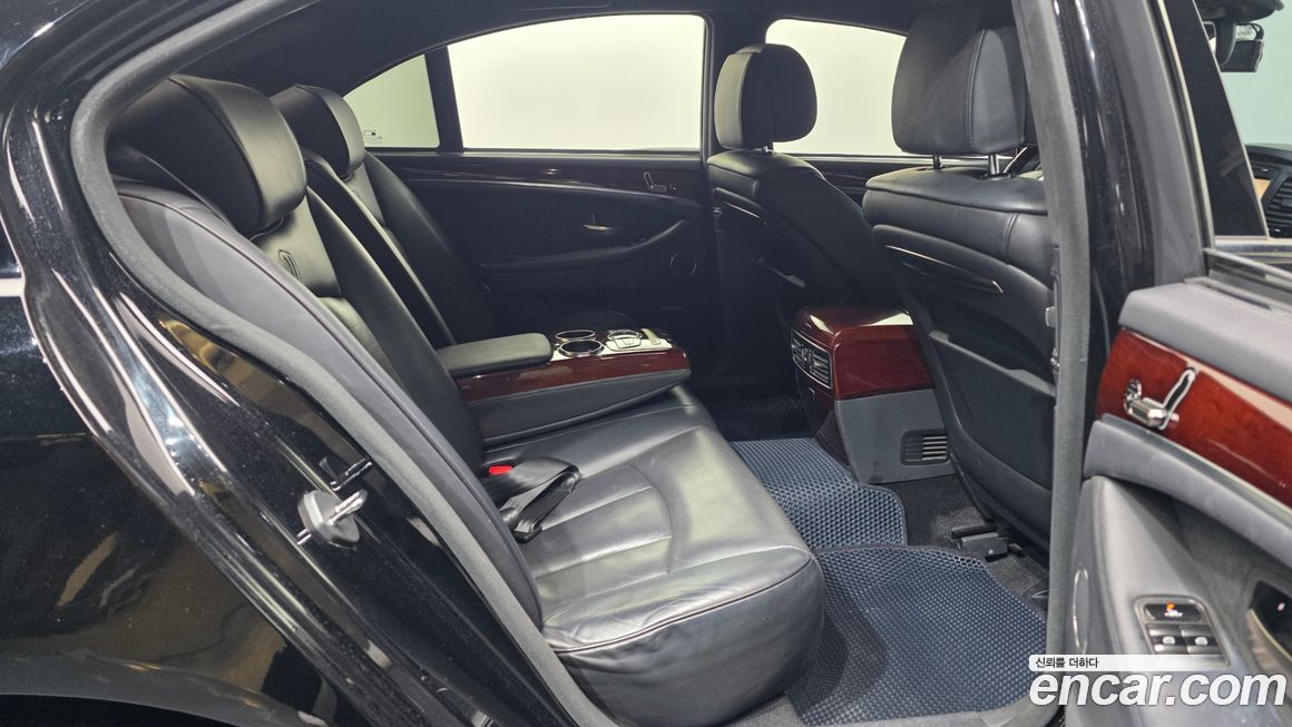 KG_Mobility_Ssangyong Chairman 2011