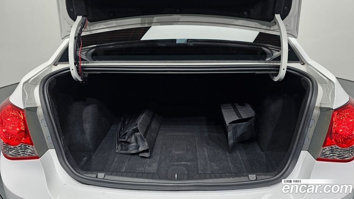 ChevroletGMDaewoo Cruze 2012