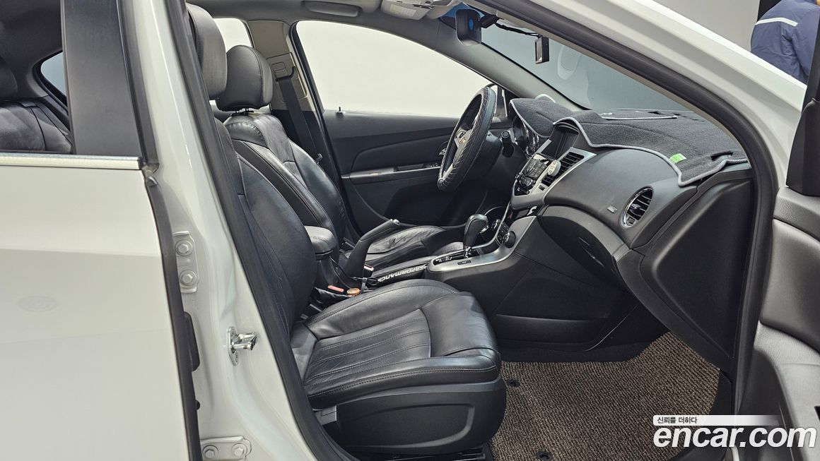 ChevroletGMDaewoo Cruze 2012
