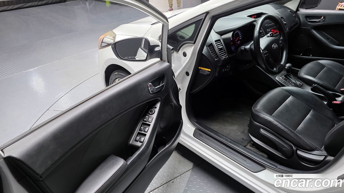 Kia K3 2013