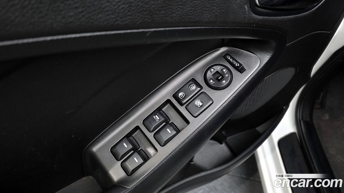 Kia K3 2013