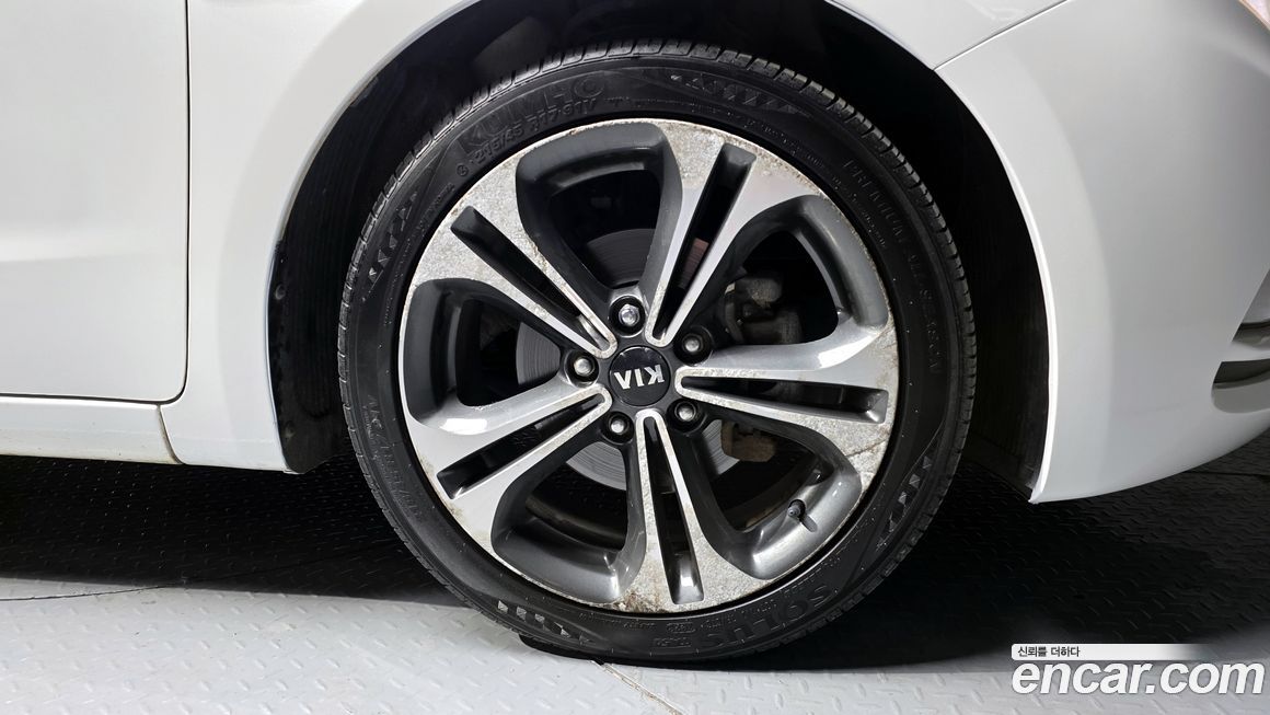 Kia K3 2013