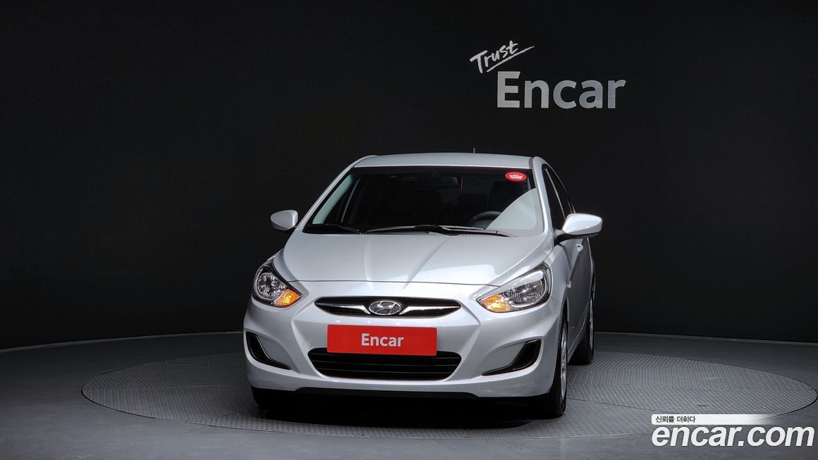 Hyundai Accent 2012
