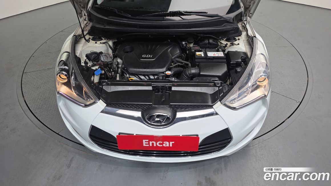 Hyundai Veloster 2012