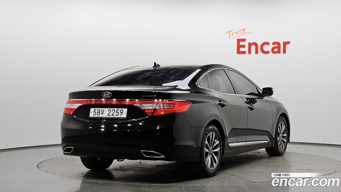 Hyundai Grandeur 2012