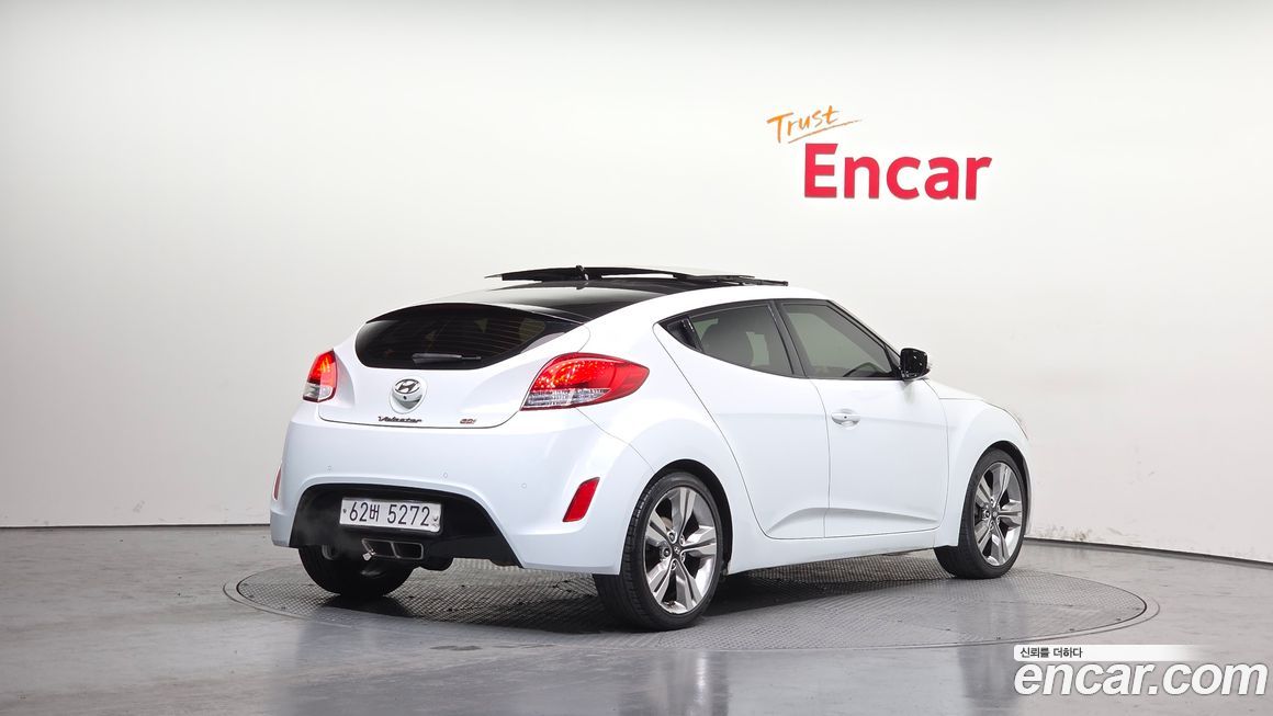 Hyundai Veloster 2012