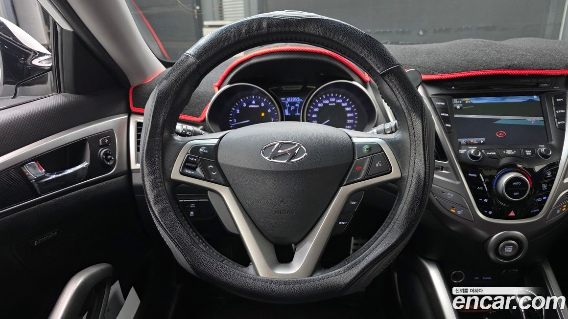Hyundai Veloster 2012