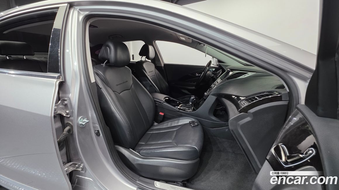 Hyundai Grandeur 2012