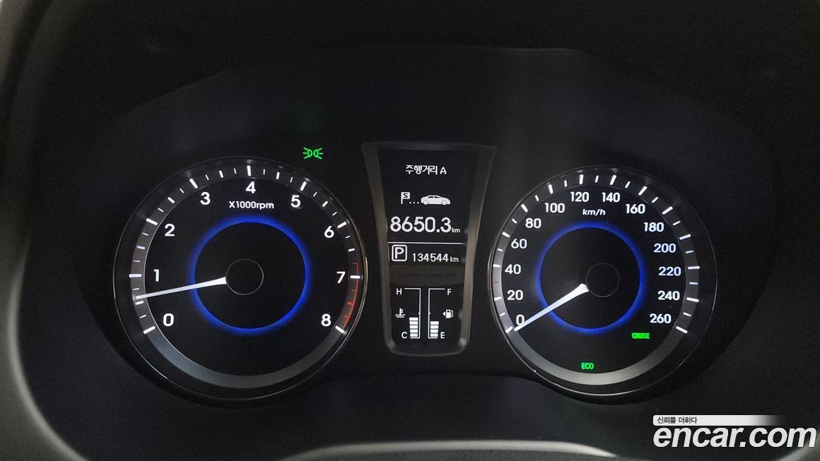 Hyundai Grandeur 2012