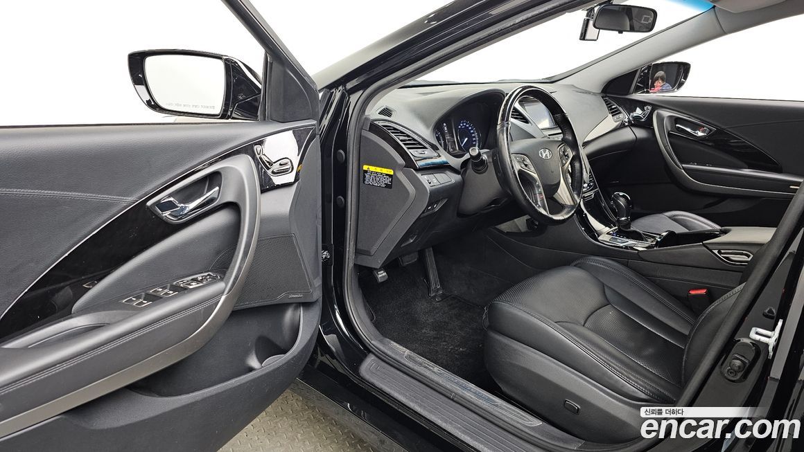 Hyundai Grandeur 2012