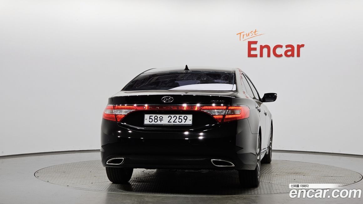 Hyundai Grandeur 2012