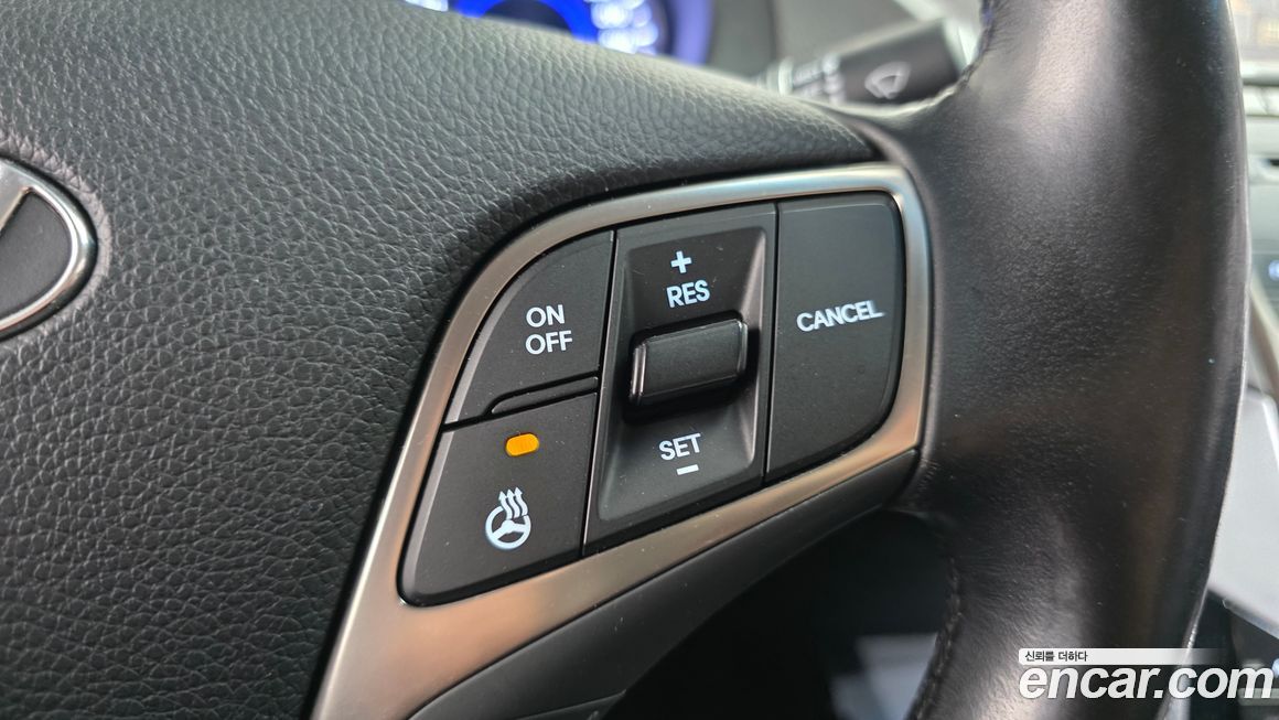 Hyundai Grandeur 2012