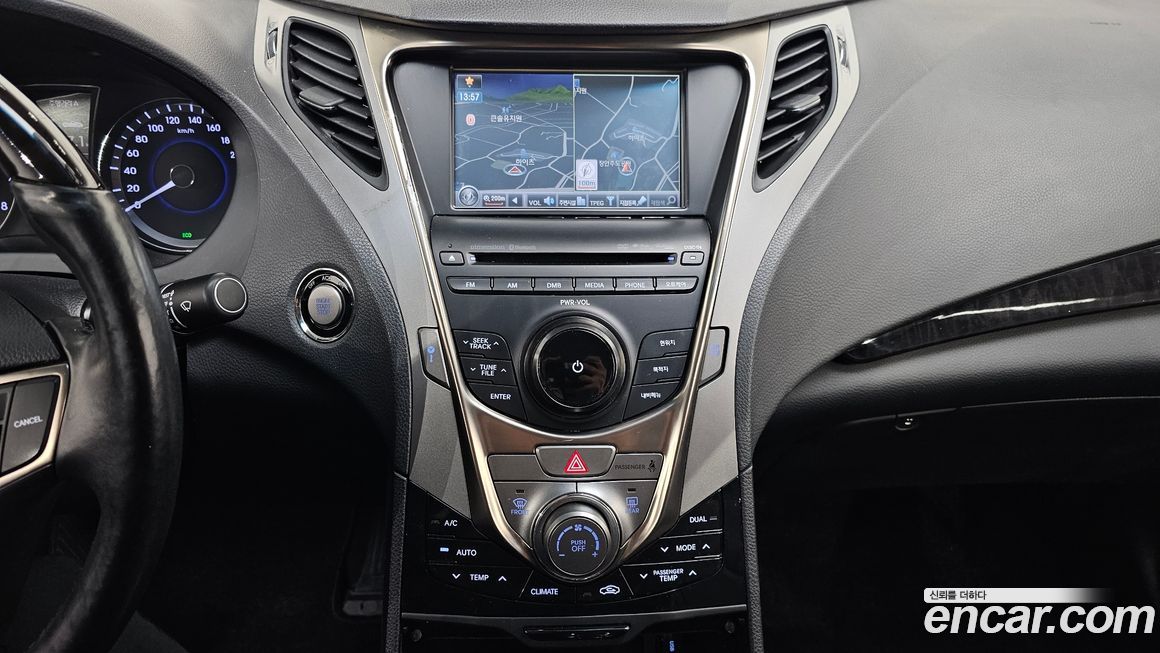 Hyundai Grandeur 2012