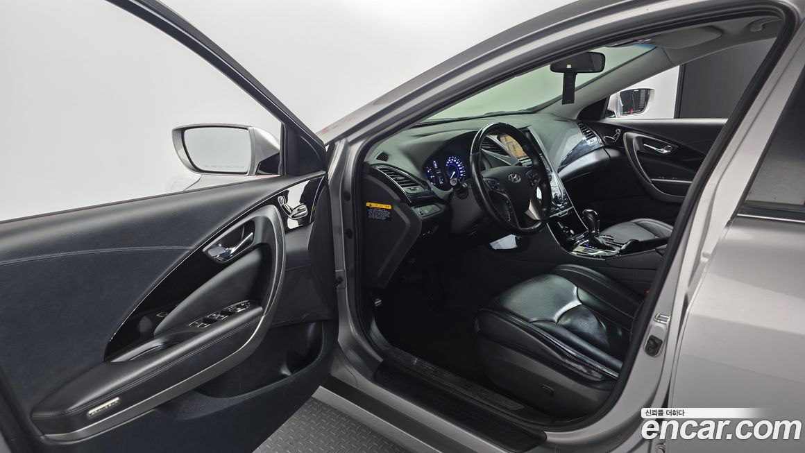 Hyundai Grandeur 2012