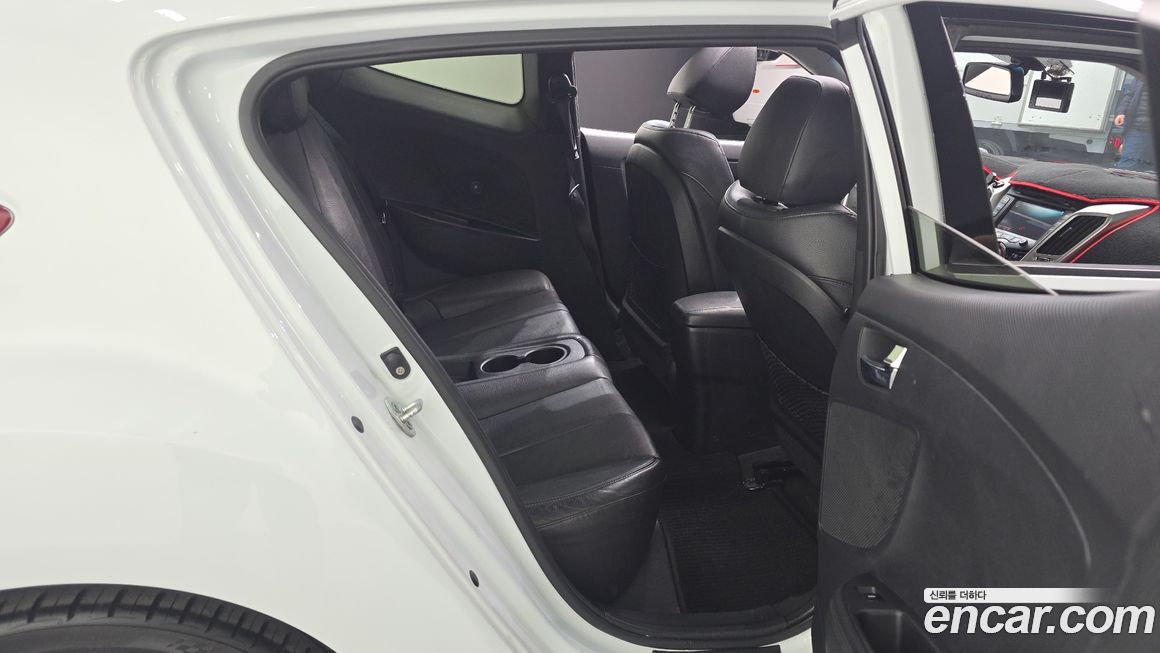 Hyundai Veloster 2012