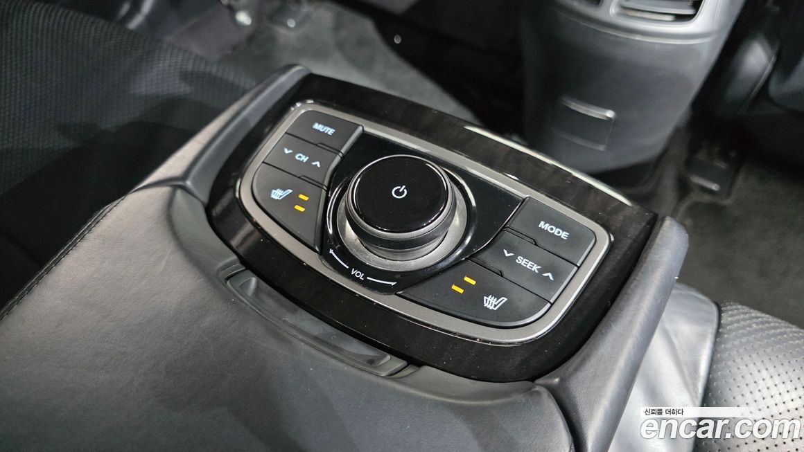 Hyundai Grandeur 2012