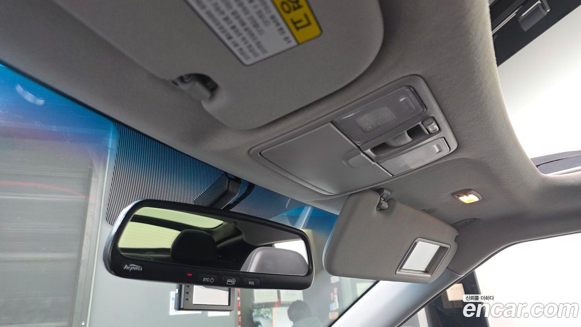 Hyundai Veloster 2012