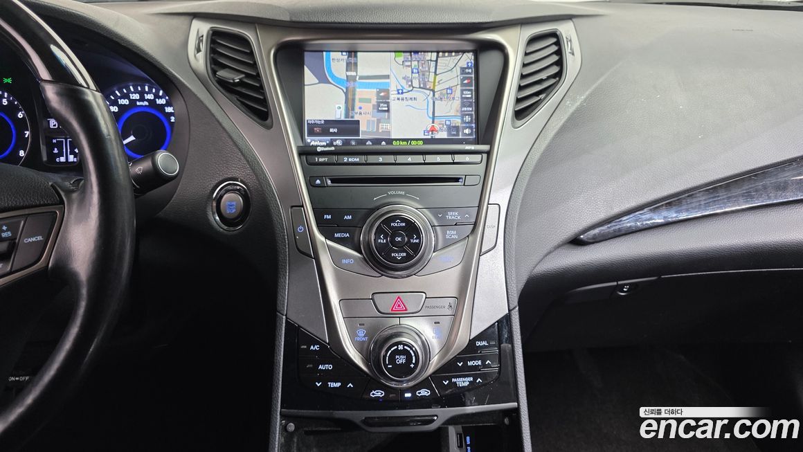 Hyundai Grandeur 2012