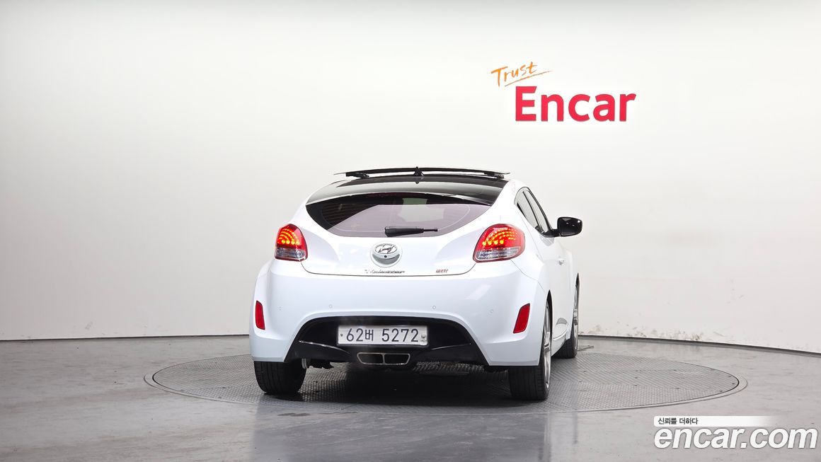 Hyundai Veloster 2012