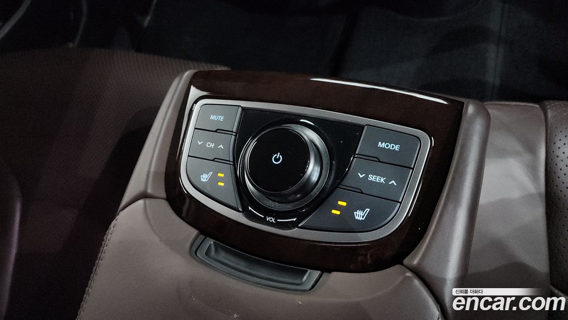 Hyundai Grandeur 2012