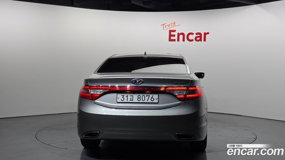 Hyundai Grandeur 2012