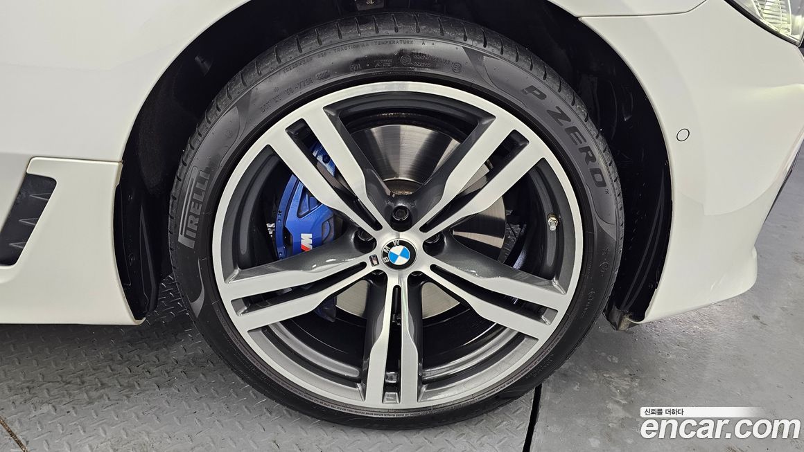 BMW Gran Turismo 2024