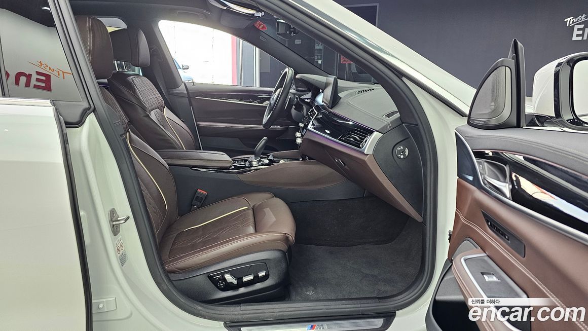 BMW Gran Turismo 2024