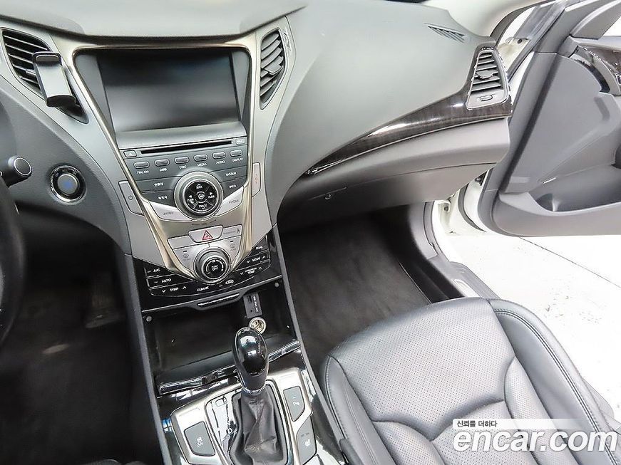 Hyundai Grandeur 2012