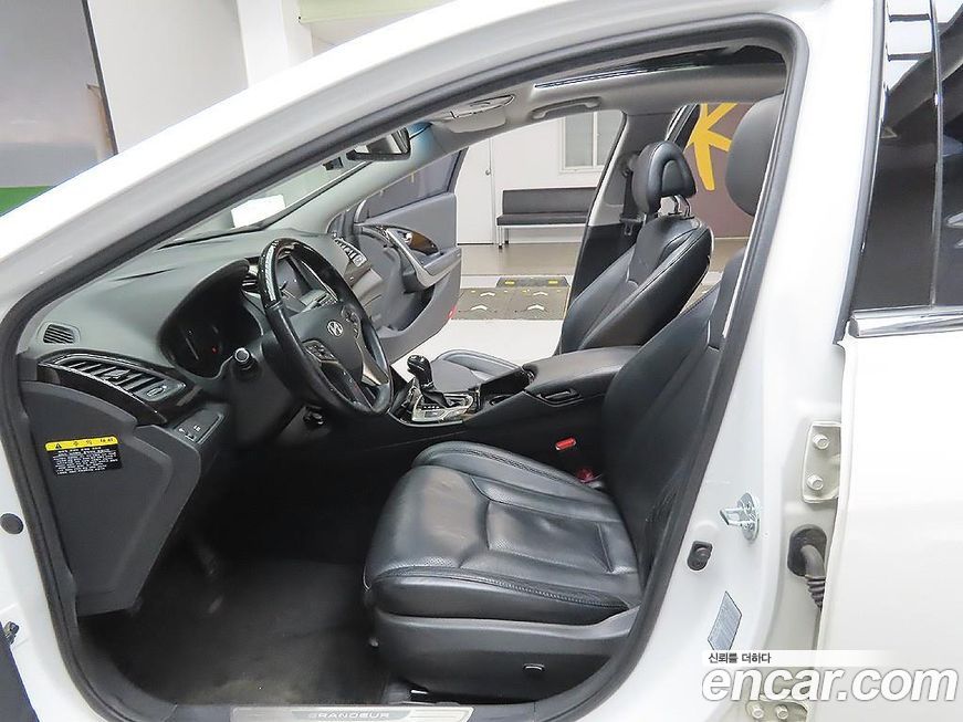 Hyundai Grandeur 2012