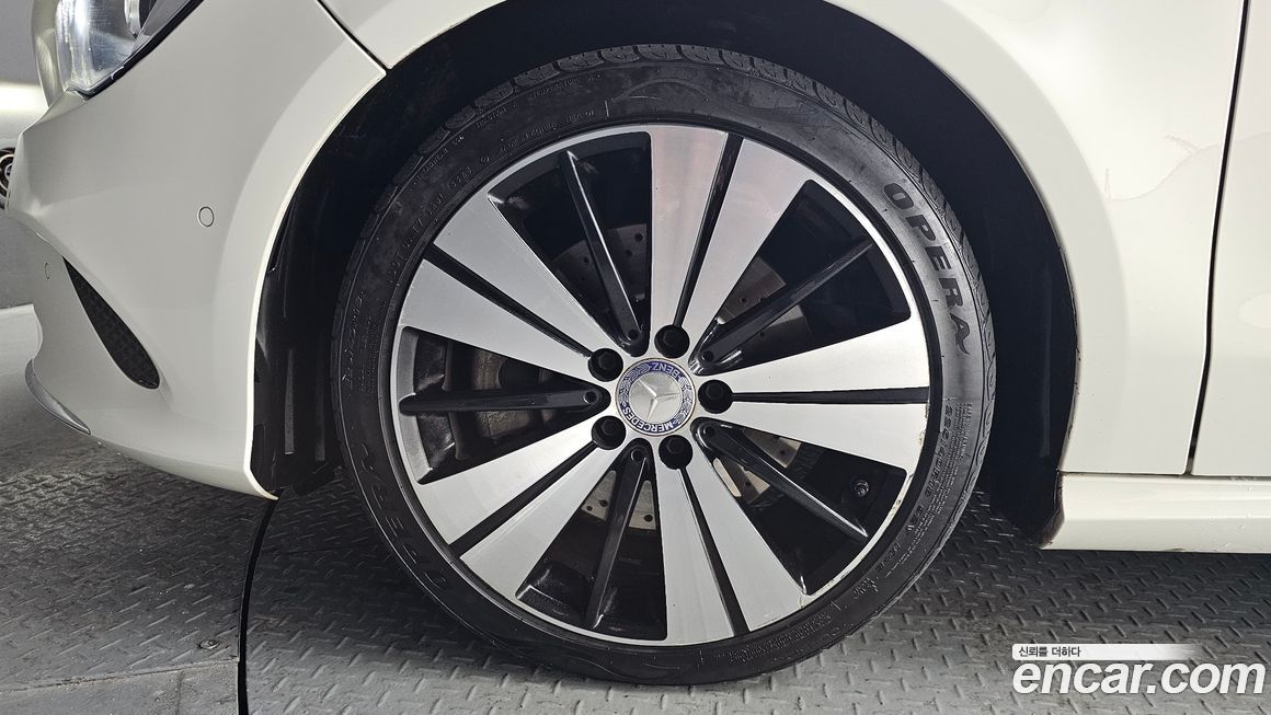 Mercedes-Benz CLA-Class 2017