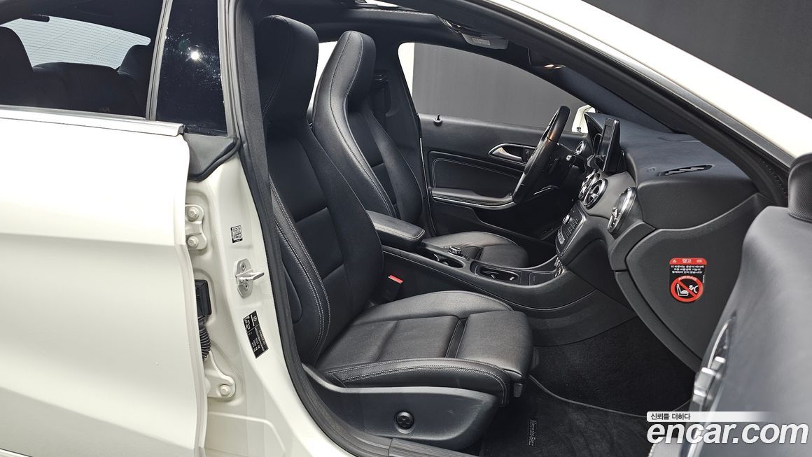 Mercedes-Benz CLA-Class 2017