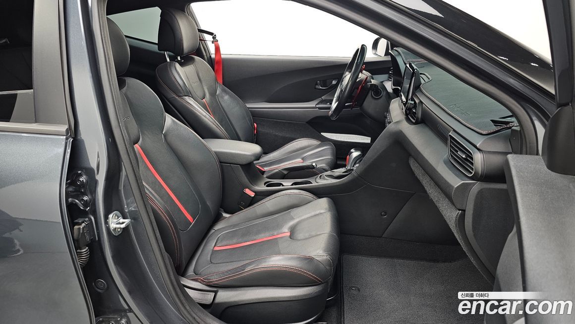 Hyundai Veloster 2018