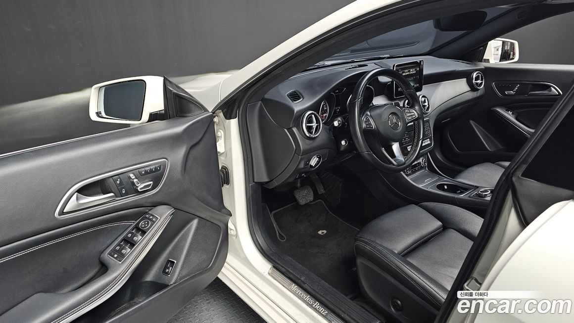 Mercedes-Benz CLA-Class 2017
