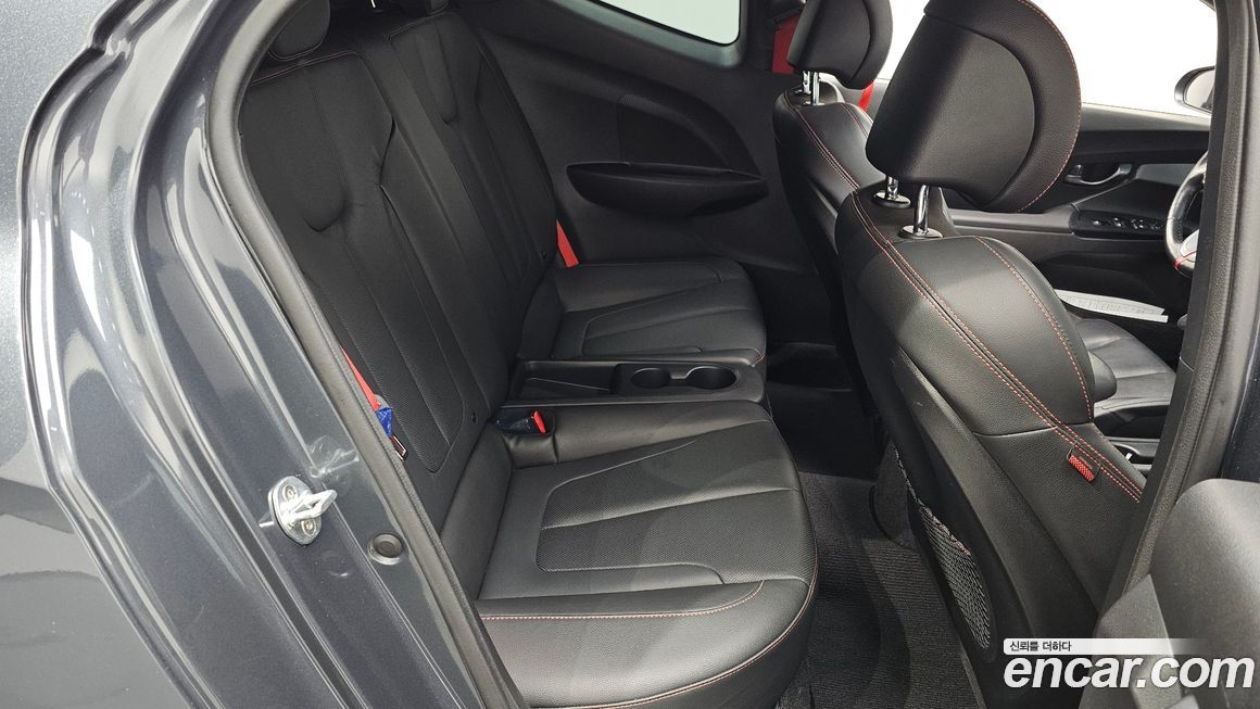 Hyundai Veloster 2018