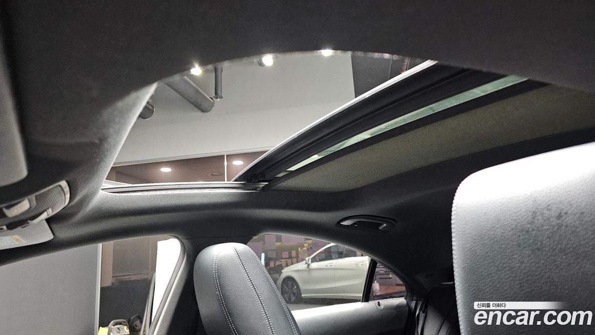 Mercedes-Benz CLA-Class 2017