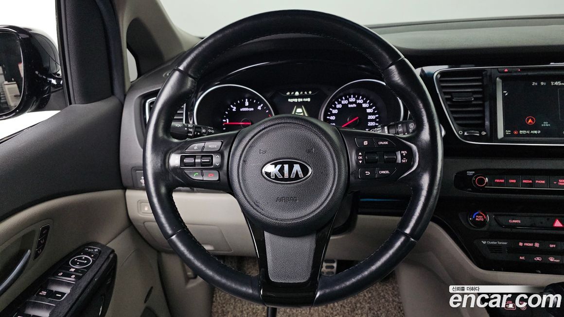 Kia Canival 2015