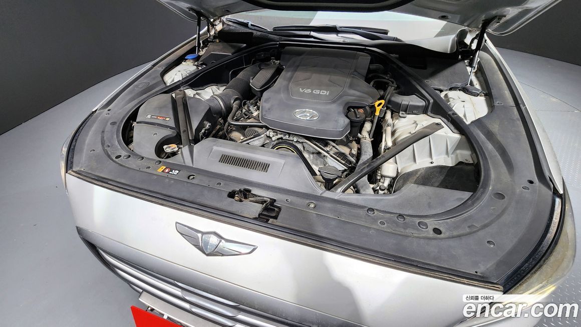 Hyundai Genesis 2014